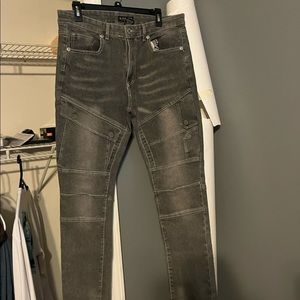 Brand new condition mens skinny jeans